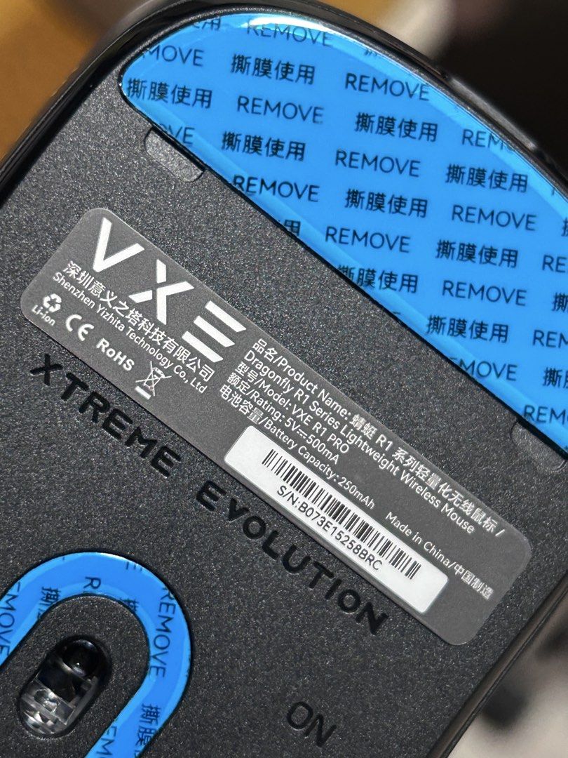 VXE R1 Pro Lightweight Wireless Mouse - Brand New463166985019729923