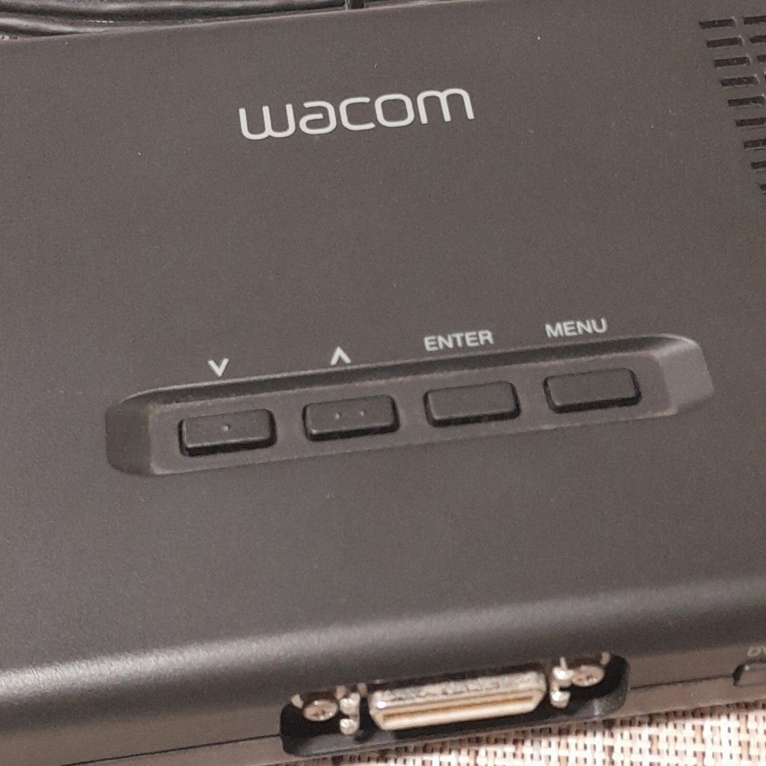 Wacom Cintiq 12WX Converter Box (Category: Office & Business Technology) located in Las Pinas. Submitted by 84vintage (Listing ID 1439628968, Image 2). Description: Wacom Cintiq 12WX Converter Box. Box#3 Actual photos posted. Please examine them carefully as they are part of the description. --📌 MUST READ Before Dealing with us 📌-- ⚠️Price is posted. No lowballs please. ⚠️Vintage items are only sold As Is Where Is. If you want new items without