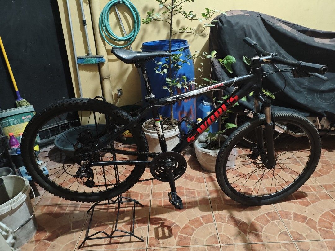 Warrior Mountain Bike - Ready to Ride (Category: Bicycles) located in Manila. Submitted by brightrabbit_747bfc (Listing ID 1439670926, Image 1). Description: 🚲 FOR SALE: Mountain Bike – Ready to Ride! 🔥 ✅ Newly washed / fresh look ✅ Shimano drivetrain ✅ Solid and magandang frame ✅ Smooth gamitin, sasakyan nalang ✅ Good for daily rides, exercise, at long rides ✅ Malinis at well-maintained ✅ Makapal pa gulong Sulit for the price! Perfect pang ser