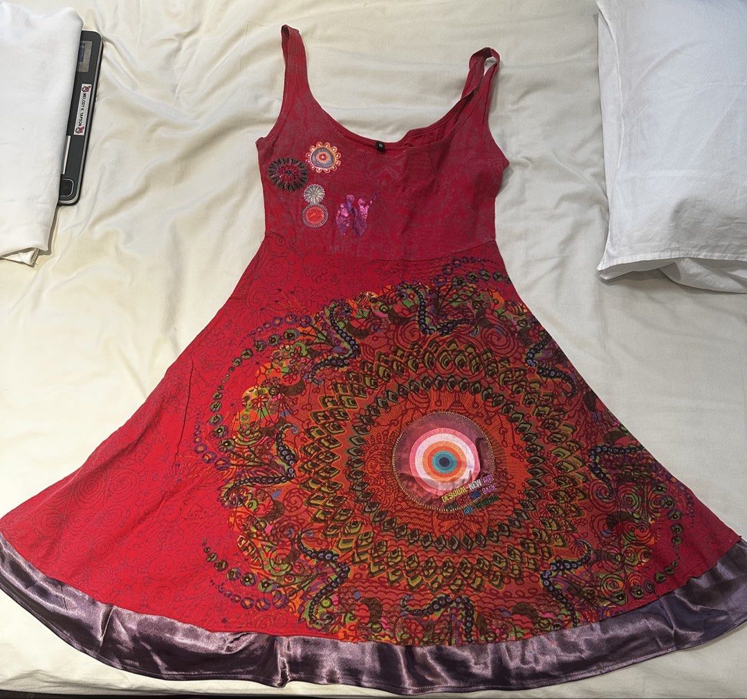 White Dress with Pink Trim (Category: Dresses) located in San Juan City. Submitted by mjky888 (Listing ID 1439713006, Image 2). Description: 3 dresses, take 3 for 500 1. MNG XS 2. Desigual S 3. desigual Cirque de Soleil S .