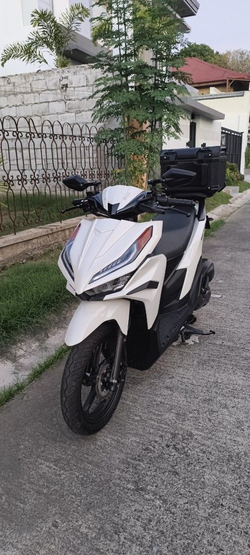White Honda Click 125i Scooter Motorcycle, Motorbikes, Motorbikes for ...