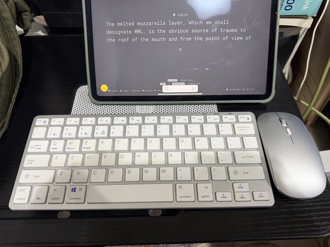 Wireless Bluetooth Keyboard and Mouse Set463164267499376641