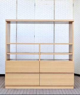 (Category: ) located in . Submitted by FurnitureGallery (Listing ID 1439664943, Image 1). Description: .