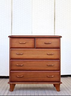 (Category: ) located in . Submitted by FurnitureGallery (Listing ID 1439664639, Image 1). Description: .