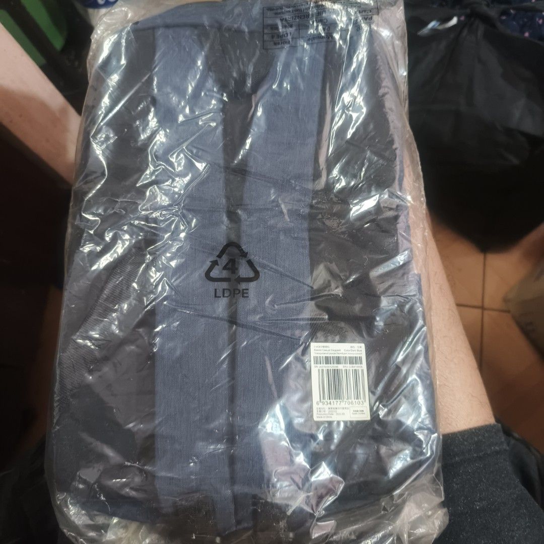 Xiaomi Original Mini Backpack (Category: Backpacks) located in Taguig. Submitted by studio11ph (Listing ID 1439645814, Image 3). Description: Soft and comfortable polyester Unisex/Stylish look Water splash resistant Water Bottle Pocket.