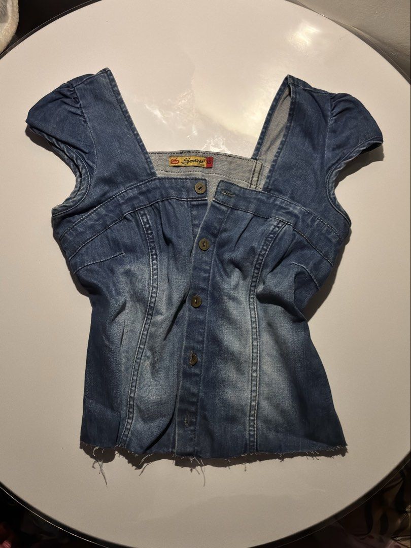 Genviet Y2K Denim Cap-Sleeve Bustier Top (Category: Blouses) located in Santo Tomas. Submitted by silverthry (Listing ID 1439733342, Image 3). Description: Petite girl friendly ♡ best fits XXS–Small skirt posted separately on my profile.