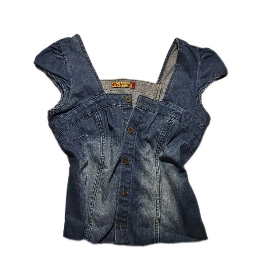 Genviet Y2K Denim Cap-Sleeve Bustier Top (Category: Blouses) located in Santo Tomas. Submitted by silverthry (Listing ID 1439733342, Image 2). Description: Petite girl friendly ♡ best fits XXS–Small skirt posted separately on my profile.