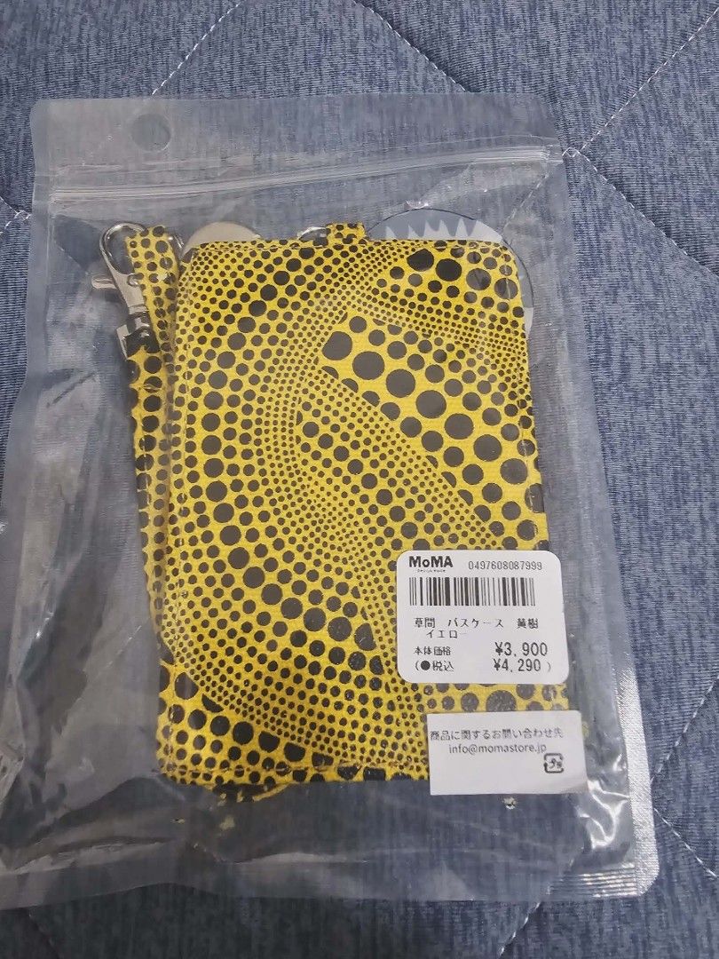 Yayoi Kusama Card Case (Category: Luxury Bags & Wallets) located in Muntinlupa City. Submitted by prime_finder (Listing ID 1439755122, Image 3). Description: Yayoi Kusama Card Case authentic with issue item location: Muntinlupa.
