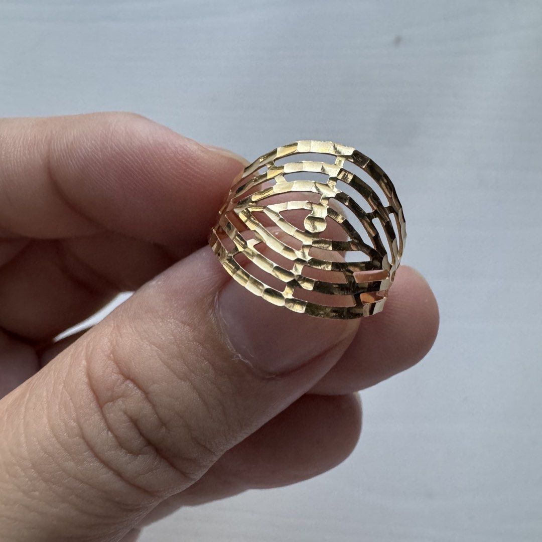 18K Yellow Gold Pawnable Lattice Eye Ring (Category: Rings) located in Manila. Submitted by miskym (Listing ID 1439845244, Image 1). Description: Weight: 1.2g 7550 per gram Size 7 1/4.