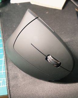 Ergonomic Mouse - Vertical Mouse469042426304286720