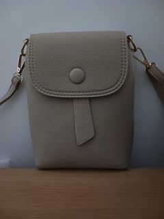 （分類：）位於 。 由 sonekenny 提交（商品編號 1439861268，圖片 1）。簡介： 。