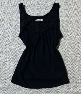 (Category: ) located in . Submitted by lovebug.rack (Listing ID 1439879933, Image 1). Description: .