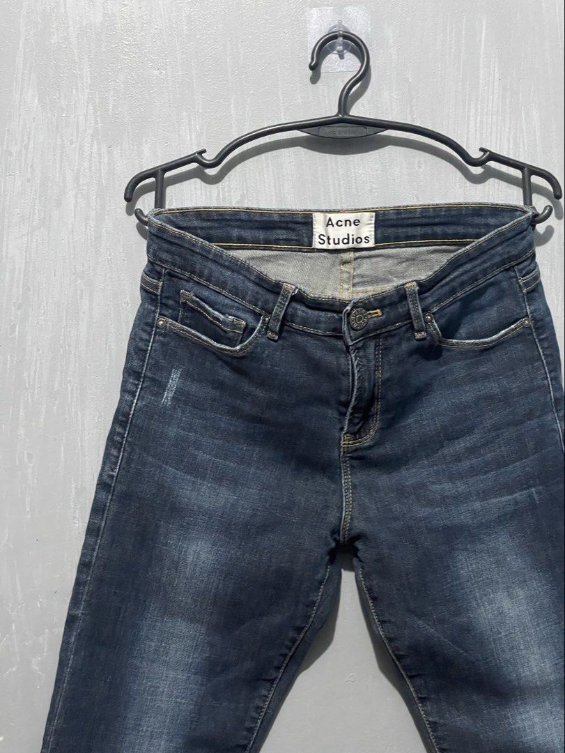 Acne Studios Plain Jeans (Category: Jeans) located in Cabanatuan. Submitted by mac_6288 (Listing ID 1439979255, Image 1). Description: .