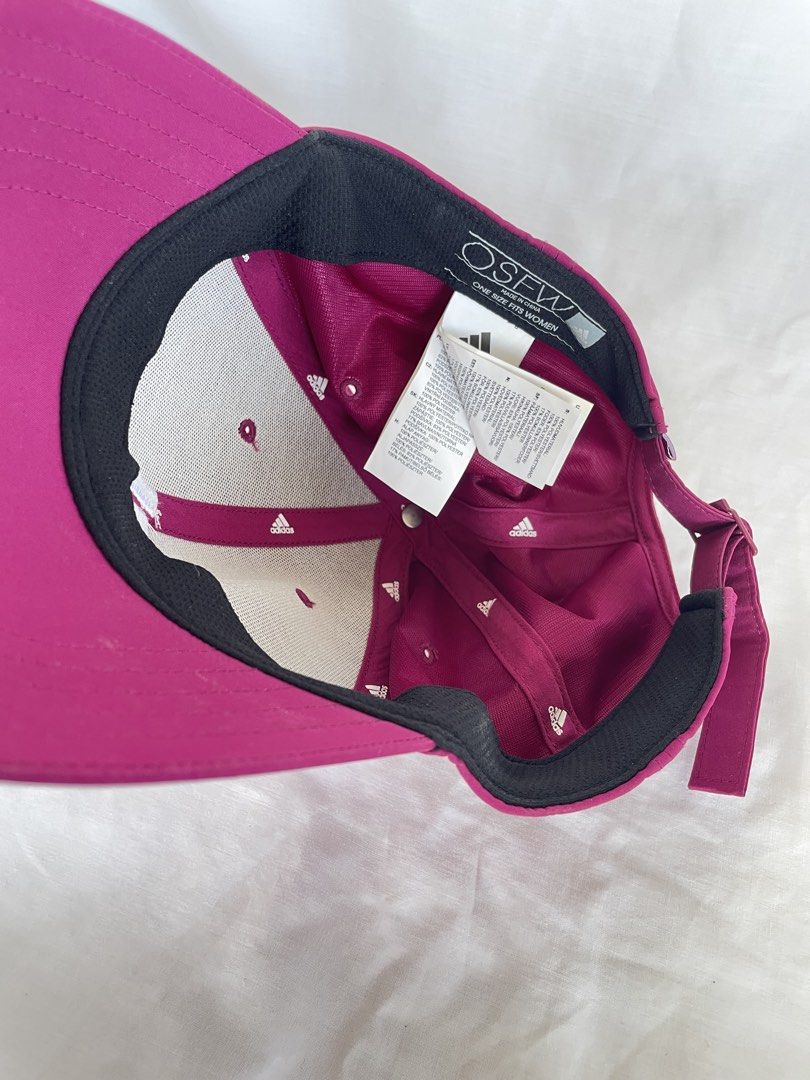 Women Adidas Magenta Cap (Category: Hats & Beanies) located in San Carlos. Submitted by cherrynoir (Listing ID 1439913838, Image 2). Description: Original Adidas Women Cap .