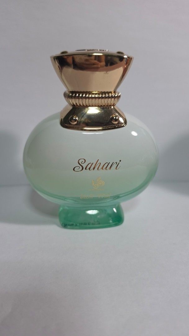 Al Wataniah Sahari (Category: Fragrance & Deodorants) located in Quezon City. Submitted by mintchoco000 (Listing ID 1439950240, Image 1). Description: - FSM/100ml - with box rfs: for declutter.