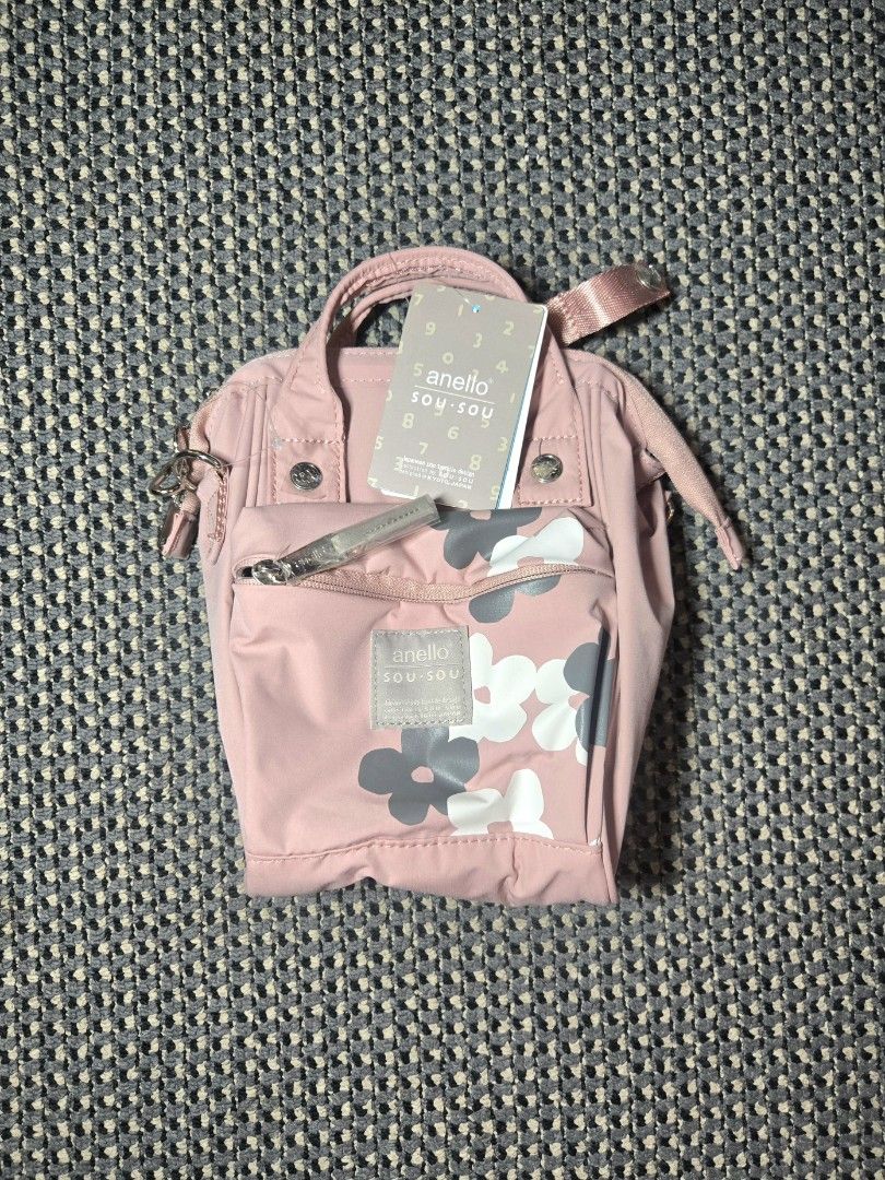 Anello Sou Sou Mini Bag (Category: Cross-body Bags) located in Manila. Submitted by cait_zie (Listing ID 1439845236, Image 1). Description: - Never Used/Brand New - Brand new Anello Sou Sou mini bag - Pink Floral Design Payment via Gcash Shipment via Lalamove/Grab/J&T (Shipping Fee care of buyer).