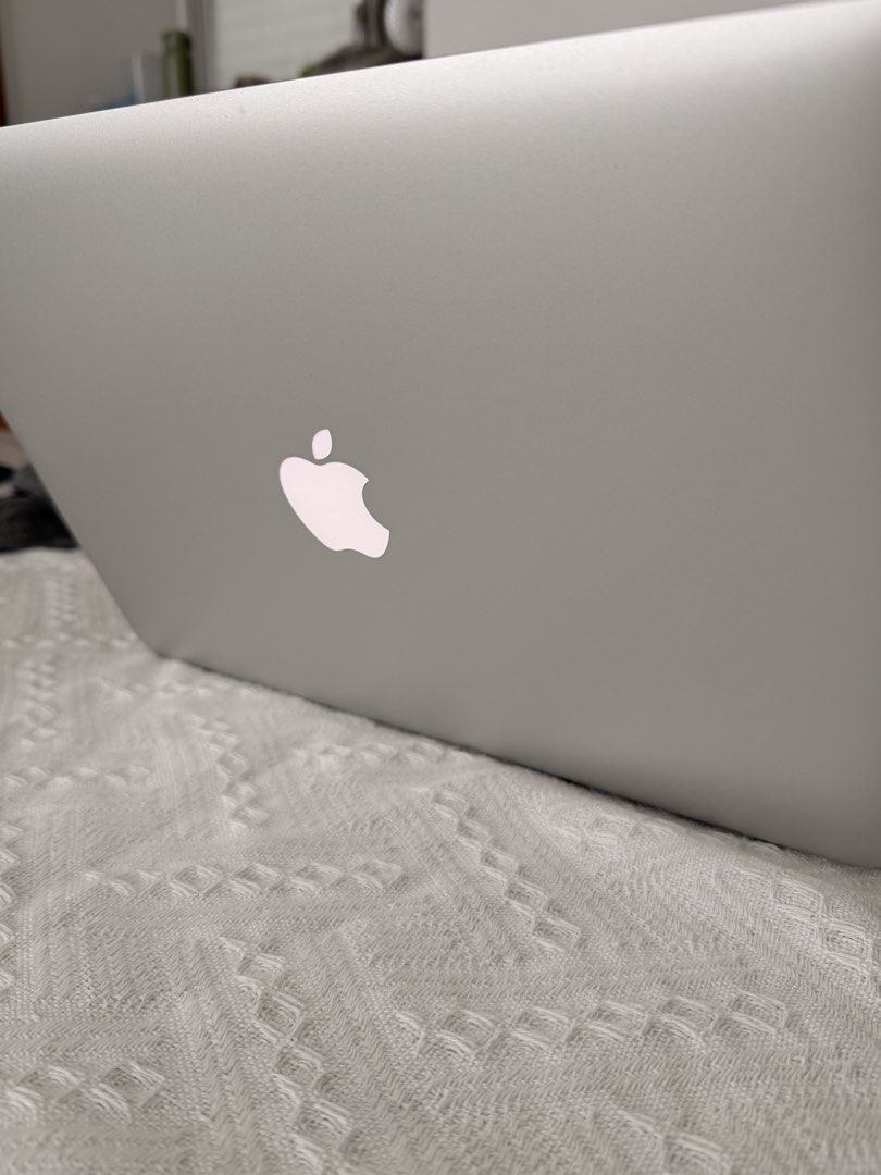 Apple MacBook Air463829986391500804