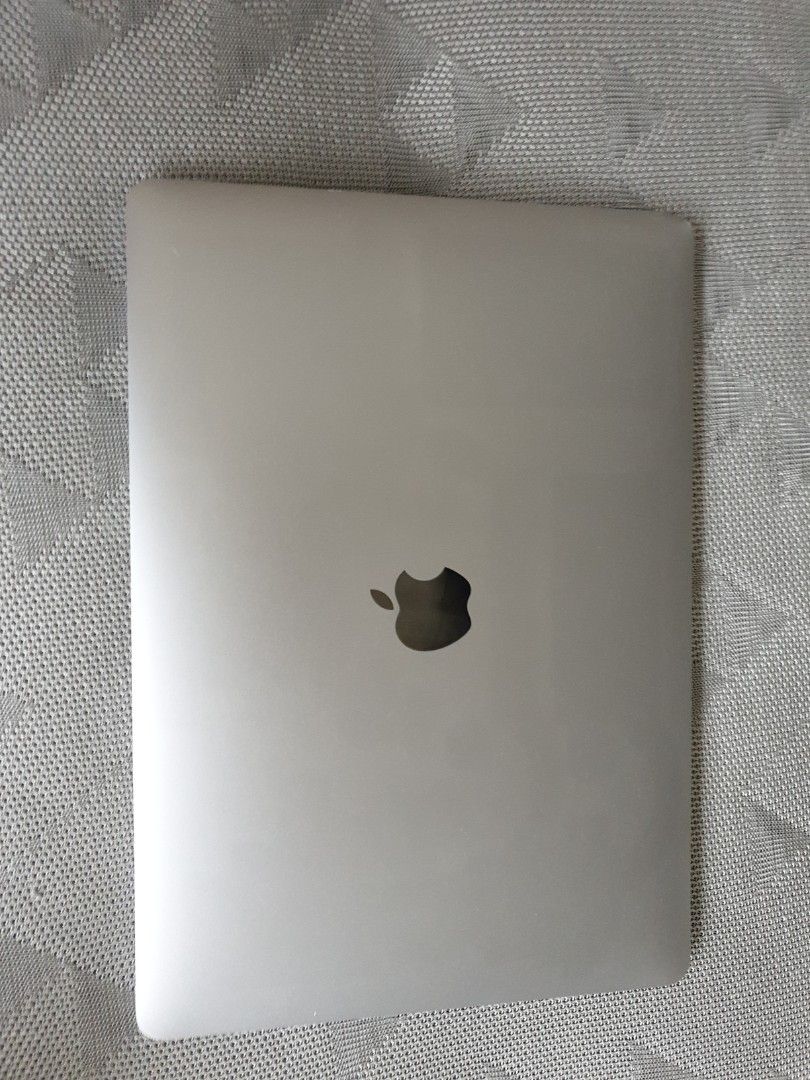 Apple MacBook Pro touchbar 13-inch 2018463829038541711360