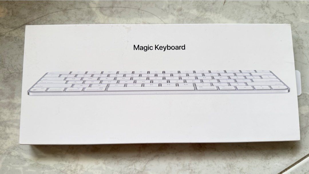Apple Magic Keyboard - White463715695288002560