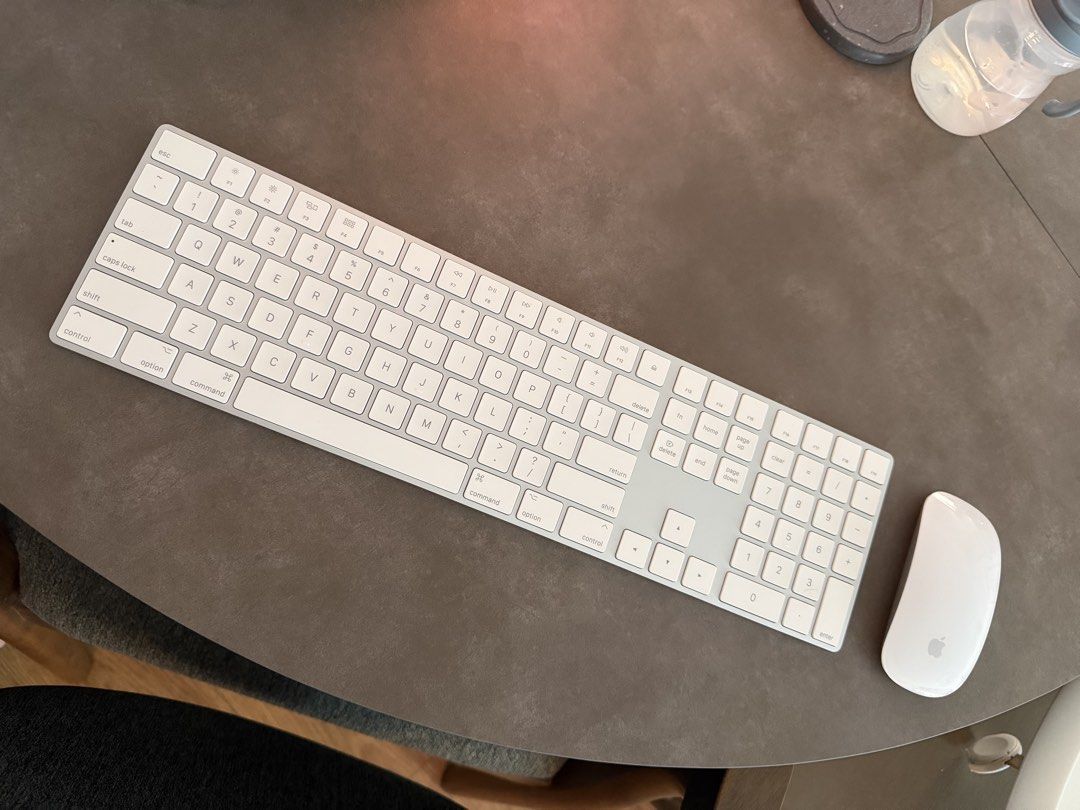 Apple Magic Keyboard with Numeric Keypad and Magic Mouse463597820854282240