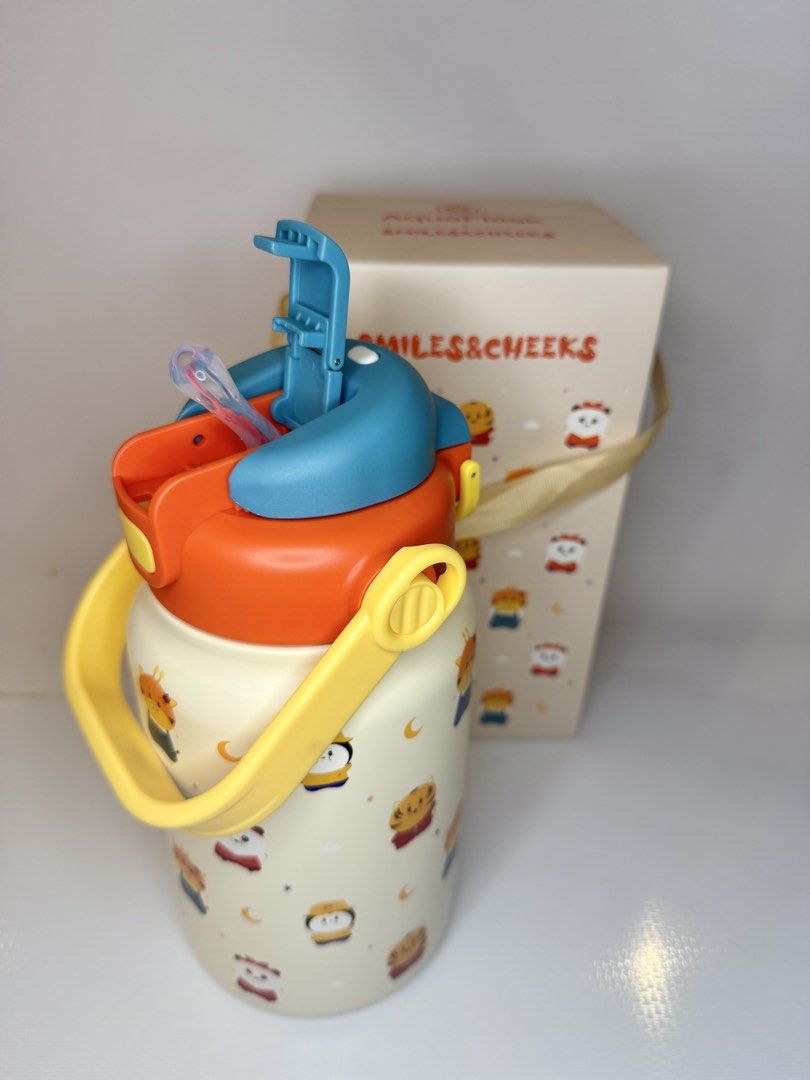 AQUAFLASKx Smiles&Cheeks 40oz (Category: Water Bottles & Tumblers) located in Mandaluyong City. Submitted by cherryspicks (Listing ID 1439862377, Image 3). Description: Brand new with box! This is an extra one i have. .