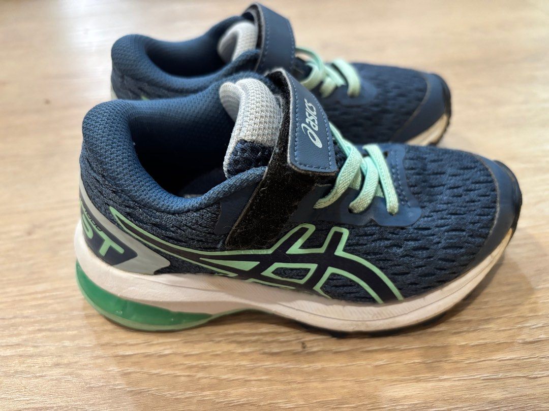 ASICS boy shoes, Babies &amp; Kids, Babies &amp; Kids Fashion on Carousell