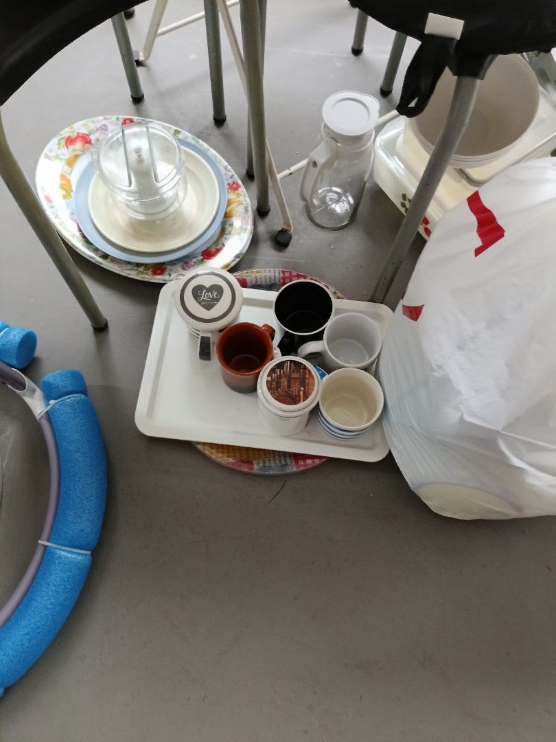 Assorted Kitchenware and Appliances - Bundle Deal463929102733813760