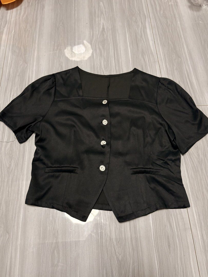 Assorted Women's Tops and Dress Bundle (Category: Others Tops) located in Taguig. Submitted by sheylee07 (Listing ID 1439956073, Image 2). Description: All items @Php 120 each.