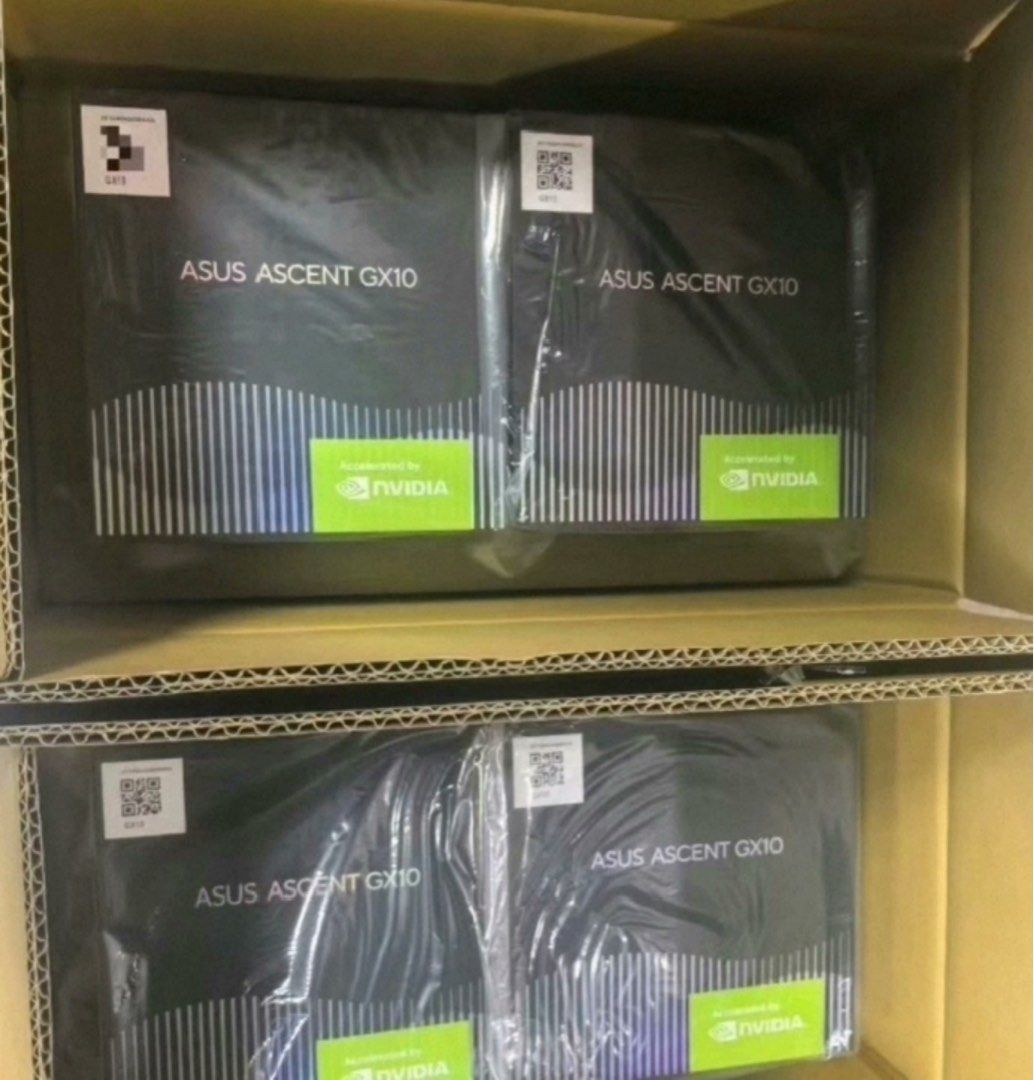 ASUS ASCENT GX10 - Powered by NVIDIA464242307478343680