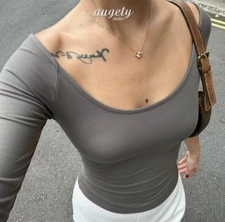 (Category: ) located in . Submitted by 4ddictivenailz (Listing ID 1439978493, Image 1). Description: .