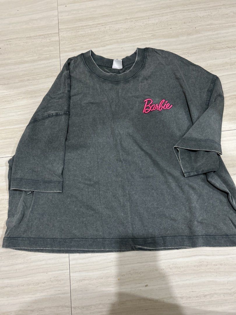 Barbie Graphic T-shirt - Washed Grey (Category: Shirts) located in Pasig City. Submitted by krishnasingh2020 (Listing ID 1439929101, Image 1). Description: Runs big can fit up to Large.