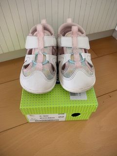 （分類：）位於 。 由 reneekhk 提交（商品編號 1439835228，圖片 1）。簡介： 。
