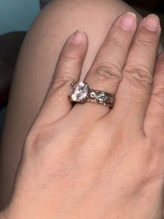 (Category: ) located in . Submitted by vintageaccessories (Listing ID 1439855155, Image 1). Description: .