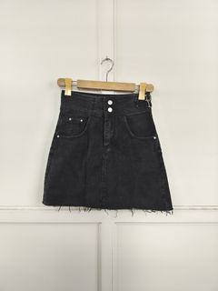 (Category: ) located in . Submitted by cw.fits (Listing ID 1439839617, Image 1). Description: .