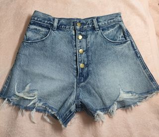 （分類：）位於 。 由 shine_1919 提交（商品編號 1439921996，圖片 1）。簡介： 。