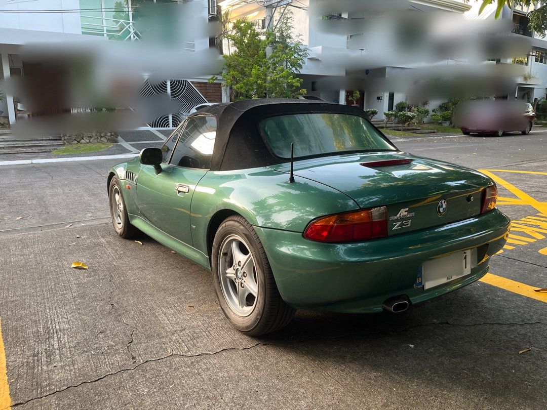 BMW Z series Z3 Manual (Category: Used Cars) located in Muntinlupa City. Submitted by pinkmoscat.o (Listing ID 1439928723, Image 3). Description: Selling BMW Z3 1997 Local 1.9 manual Preserved condition Good running condition Owner/seller, papers are under my name Contact: 09178358430 Alabang area Negotiable upon viewing only.