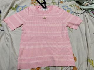 (Category: ) located in . Submitted by lovescarf8 (Listing ID 1439923994, Image 1). Description: .