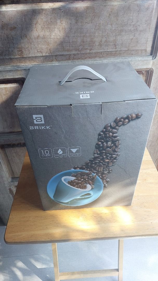 Brikk Coffee Maker BHCM-2097 (Category: Coffee Machines & Makers) located in Antipolo. Submitted by chris.biz (Listing ID 1439821386, Image 1). Description: RFS: I got it as a gift. BRAND NEW, was NEVER used - Brikk BHCM-2097 Coffee Maker - 1.25L Capacity (makes up to 10 cups) - Non-drip valve - Removable filter holder - Water level scale - Keep-warm plate - ON/OFF switch - Power: 220-240V, 50/60Hz, 730-870W - Price slightly negotiable.