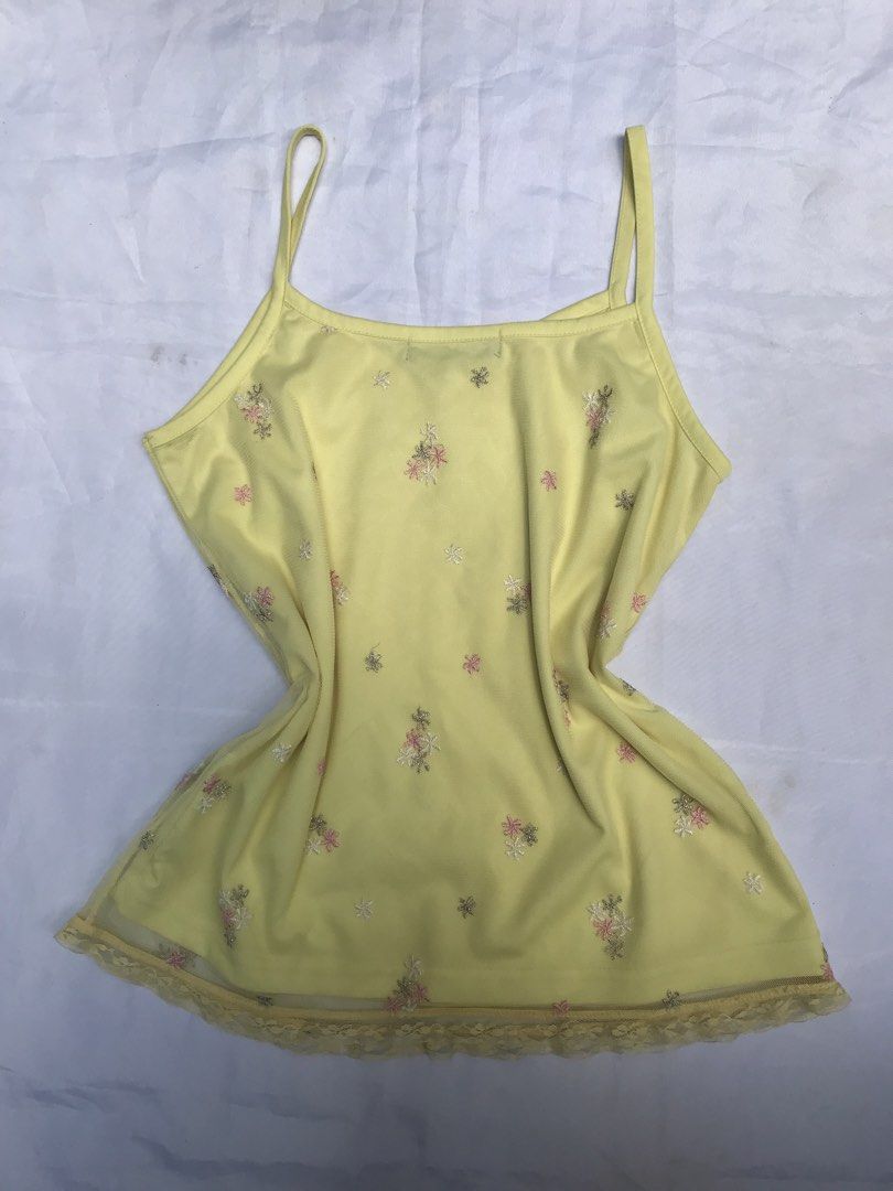 butter yellow cami lace top (Category: Sleeveless) located in Quezon City. Submitted by chexmix (Listing ID 1439849584, Image 3). Description: best fit for xs to small has lace detailing flowers detailing are embroidered location: quezon city.
