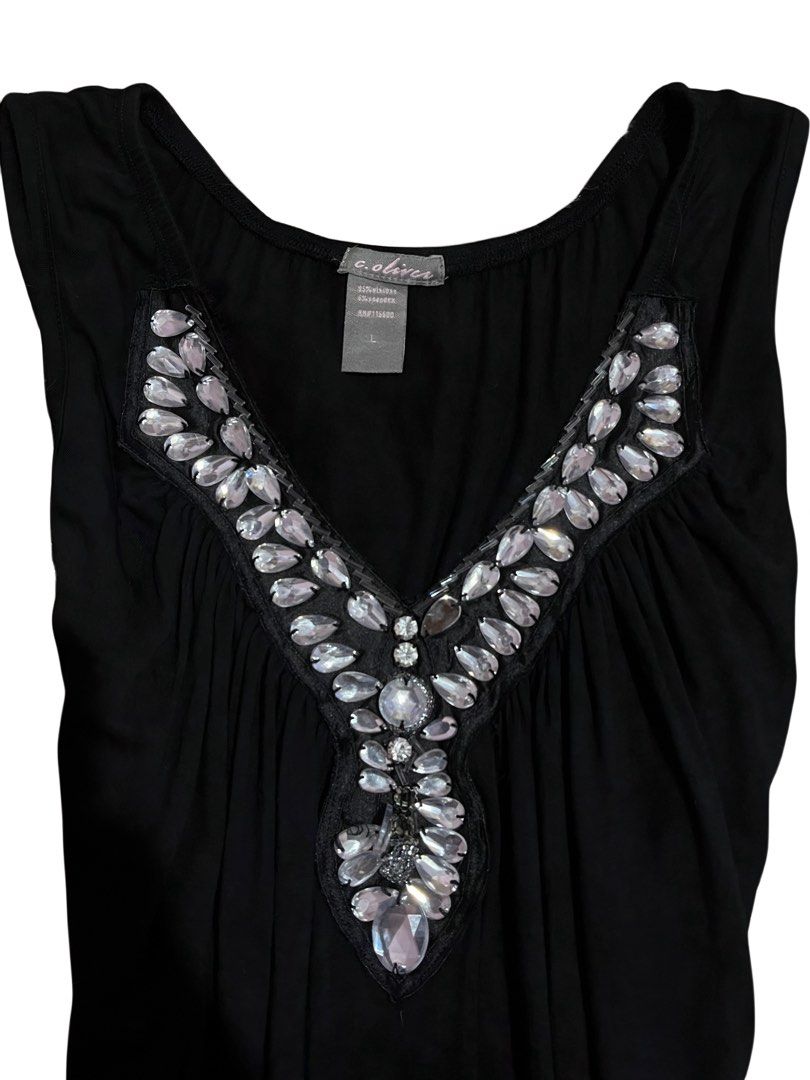 C. Oliver Black Rhinestone Beaded V-Neck (Category: Others Tops) located in Taguig. Submitted by lilithryft (Listing ID 1439810138, Image 2). Description: C. Oliver Black Rhinestone Beaded V-Neck ₱125 ONLY • size L on tag • first to mine basis • no cancellation 📍taguig city MOD: J&T / Lalamove MOP: GCash 📍 Taguig City Lalamove – same day J&T – ship 1–2 days after payment .