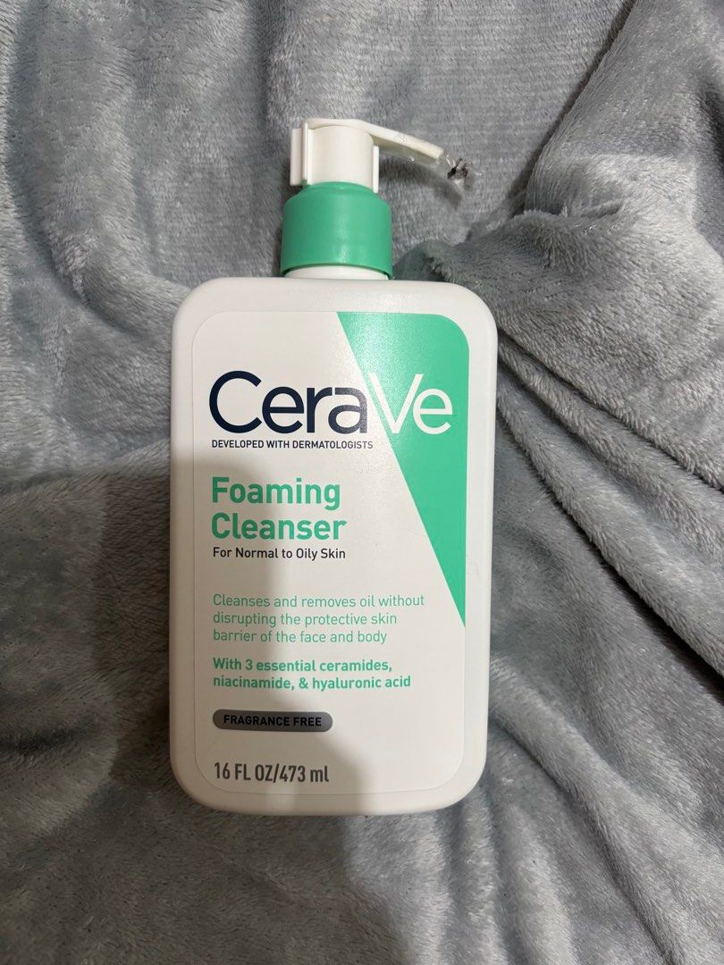 Cerave Foaming Cleanser (Category: Face Care) located in Taguig. Submitted by riverphoenix24 (Listing ID 1439951908, Image 1). Description: Cleanses and removes oil without disrupting the protective skin care of the face. With ceramides, niacinamide and hyaluronic acid For Normal to Oily Skin Non Comedogenic.