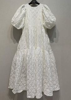 （分類：）位於 。 由 mrandmrs 提交（商品編號 1439959755，圖片 1）。簡介： 。