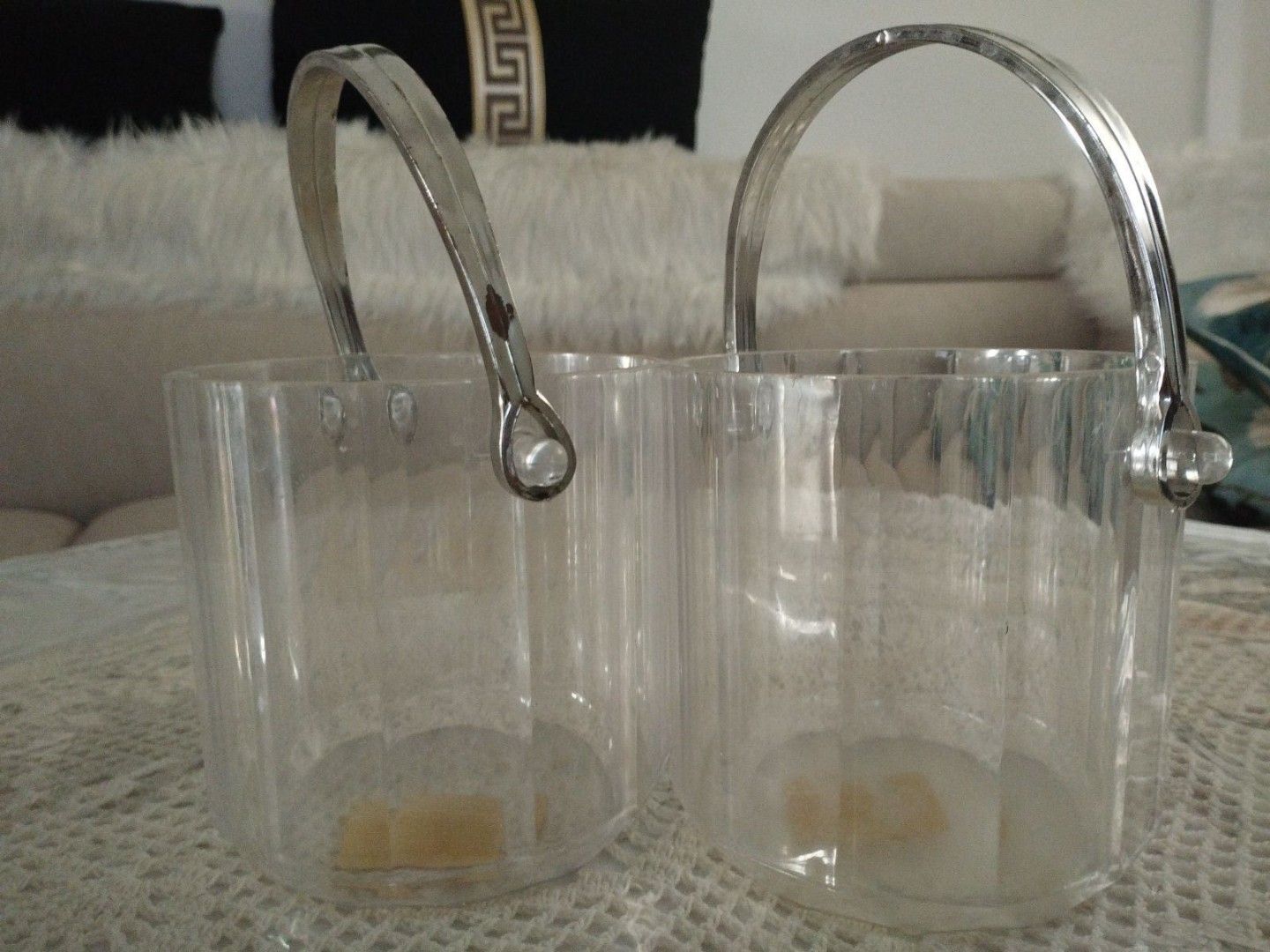 Clear Acrylic Ice Bucket with Silver Handle463677093756293120