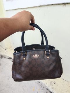 (Category: ) located in . Submitted by choythrift (Listing ID 1439876252, Image 1). Description: .
