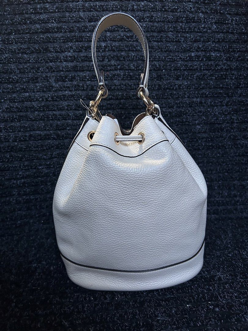 Coach Dempsey Drawstring Bucket Bag (Category: Luxury Bags & Wallets) located in Pasig City. Submitted by califinestcollectibles (Listing ID 1439909738, Image 2). Description: Length : 28cm Width : 14cm Height: 25cm Original/Authentic Actual and Detailed Pictures are Posted Pick Up at One Oasis condominium ortigas extension pasig city Or Delivery via Lalamove,Jnt, LBC cod/cop JNT (payment first basis,gcash) THANKYOU!.