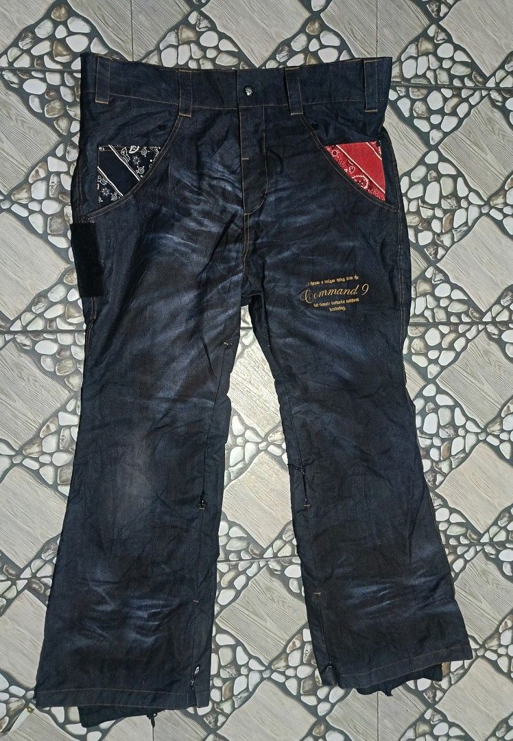 Command 9 Double Way Waist bandana pants (Category: Trousers) located in Zaragoza. Submitted by kinghalili71957 (Listing ID 1439815859, Image 3). Description: .