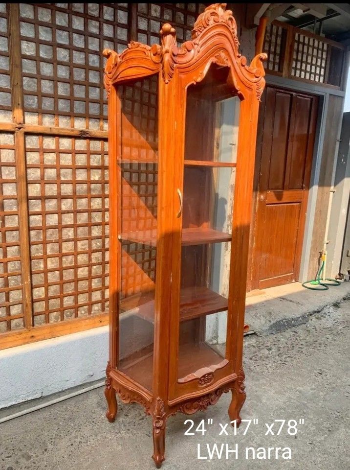 Curio cab Displayer (Category: Shelves, Cabinets & Racks) located in Manila. Submitted by carmelites36250 (Listing ID 1439834700, Image 2). Description: Curio cab Displayed solid narra beautiful Piece Price-18500.