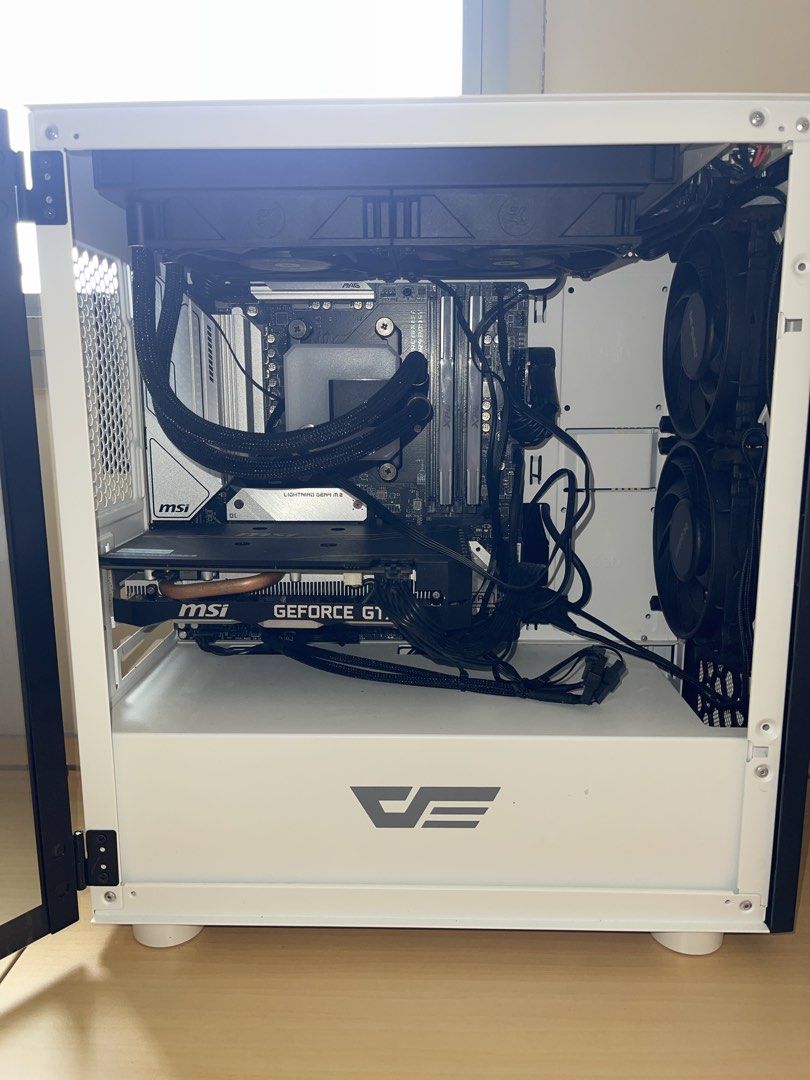 Custom White Gaming PC - Ryzen CPU, MSI GPU463709425538191360