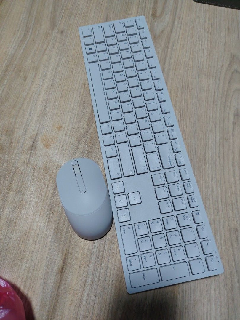 Dell keyboard and mouse463995921142927360