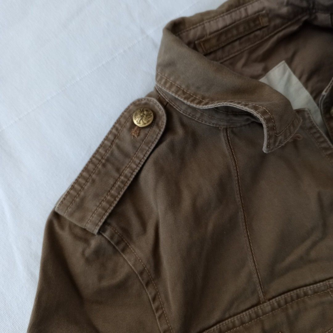 Denim & Supply Ralph Lauren Jacket XS (Category: Coats, Jackets and Outerwear) located in Legazpi City. Submitted by Love_Maya (Listing ID 1439827190, Image 3). Description: Dimensions: chest: 42 cm length: 64cm arm length: 62cm - Denim & Supply Ralph Lauren jacket - Khaki color - Size: XS - Classic design - Features multiple pockets - Button closures - Shoulder epaulettes - Made in China - Shell: 100% cotton - Lining: 100% polyester.